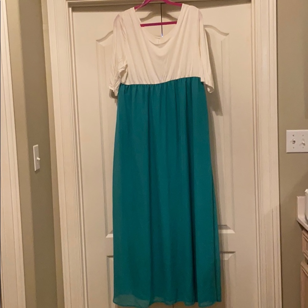 Maternity dress